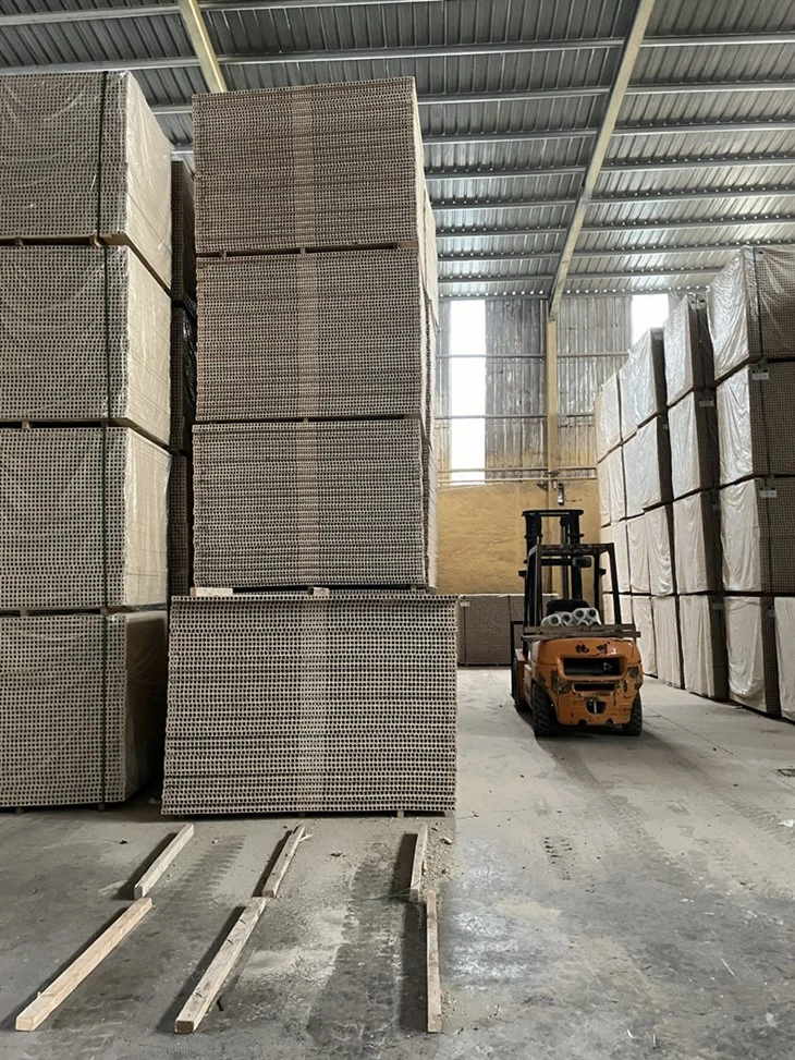 hollow core chipboard3_